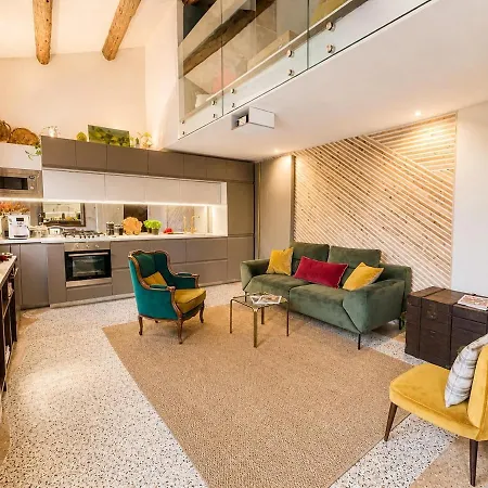 Panoramic Terrace In Murano 1 Min By Vaporetto * البندقية